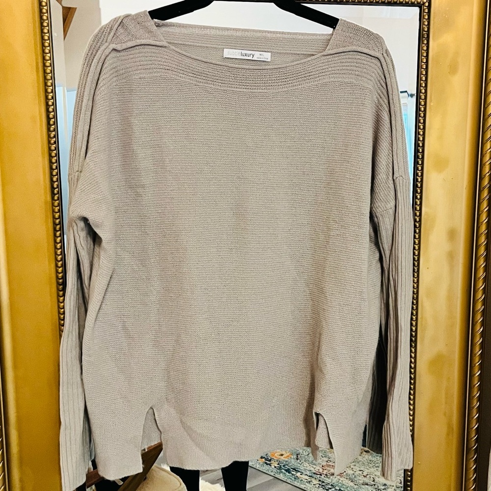 Subtle Luxury 100 % cashmere women’s long sleeve sweater color biscuit.